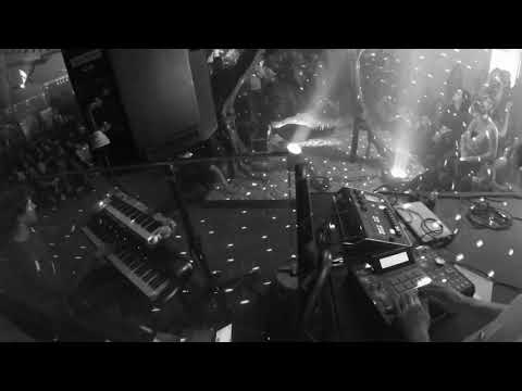 Curls & Nods Vol. 11 (feat. TeleLuke)