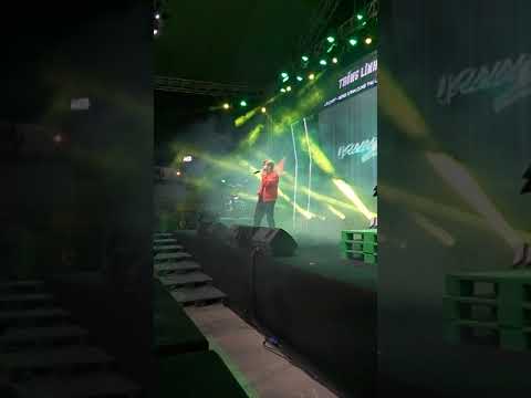 Chi Dân hát live hit Tìm Em Trong Mơ ở Long An