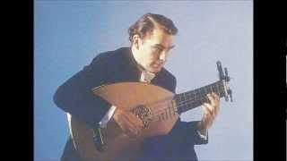 Julian Bream plays Galliard - Philip Rosseter (1567 - 1623)