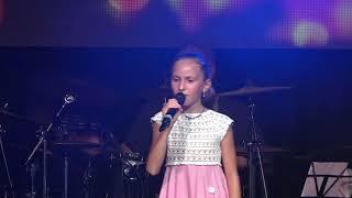 Mille Braccia (Laura Pausini) - Sofia Cignacco