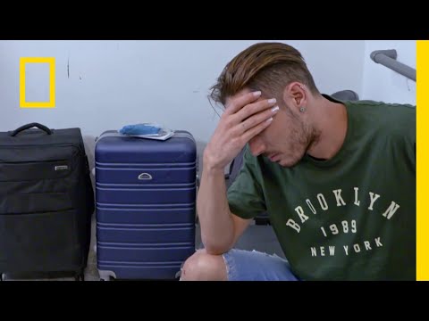 Przemytnik liczył na łagodniejsze traktowanie, bo przyznał się do kokainy! | Alarm na lotnisku