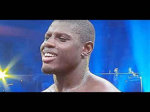 PETER KADIRU Siegt gegen ROMAN GORST  Deutcher Meister  im Schwergewicht in MAGDEBURG