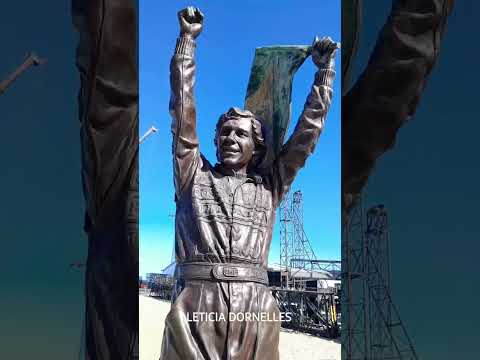 Palco da Madonna,  Copacabana. Rio de Janeiro, Brasil. Leticia Dornelles. Resende. Visconde de Mauá