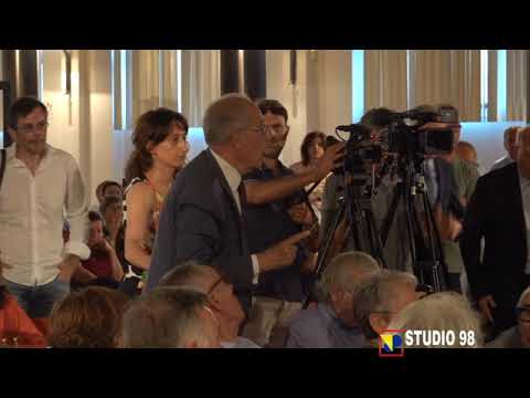 Racalmuto, tensione, polemiche, urla e grida alla tavola rotonda [STUDIO 98]