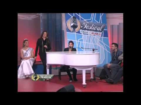 Donatella Milani in 'su di noi' al Festival Italia in Musica