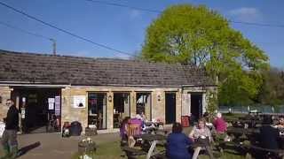 preview picture of video 'Annies Tea Rooms at Thrupp, Oxford Canal'
