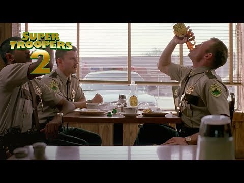 Super Troopers 2 (Featurette 'Super Troopers Revisited')