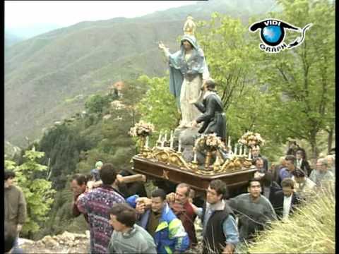 Portatori scalzi dei Cristi a Triora (paese delle Streghe) -Triora:the land of witches