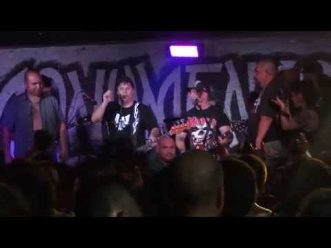 Flema - Si yo soy así (Bar Monumento, Chile, Septiembre 2014)