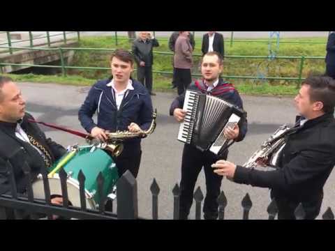 hudobná skupina ARTIX -   Boženku Boženku daj mi dobru ženku..., Koňare koňare...