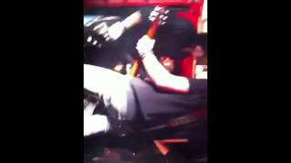 Electric Mary - Down to the bone