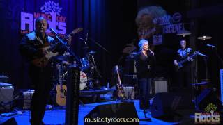 Connie Smith &amp; The Sundowners &quot;Run Away Little Tears&quot;