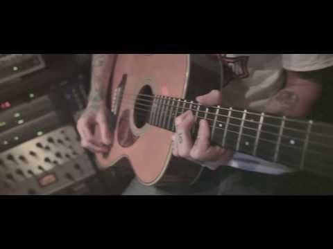 Black Tide - "Suffering" & "Haunted" Acoustic Session @ Live House Studios