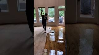 Download lagu Cómo aplicar brillo a los pisos de madera #ricardofloors mp3 Download lagu Cómo aplicar brillo a los pisos de madera #ricardofloors mp3