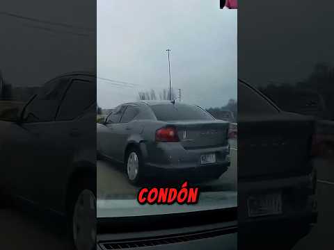 Un conductor imprudente recibió su karma instantáneo por molestar a los demás conductores