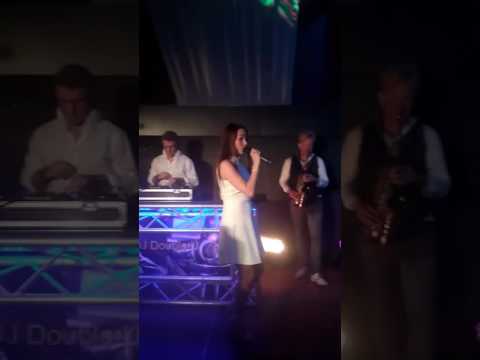 Iris de Schepper feest Lions club Bergschenhoek