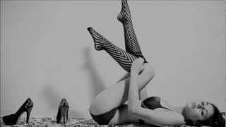 Freaks - Black Shoes White Socks (Original Mix)