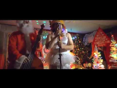 FRIDGE & BUNGLE - HI DI HO (CHRISTMAS MUSIC VIDEO)