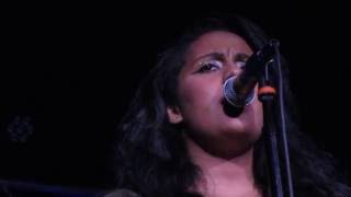 Bibi Bourelly - "Sunshine" (Live in Boston)