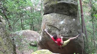 Video thumbnail of Le Tajine, 8b. Fontainebleau