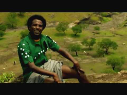 Yaku Banizaw(hagere nafekegn) by Mekuanent Melese Sekota Ethiopian Traditional Song