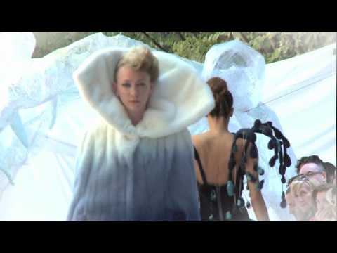 Haute Couture Fashion Show of On Aura Tout Vu - Fall Winter 2010-2011 "Fishing for Compliments"