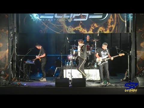 Queen resuena en la plaza de toros de Arcos con Q71