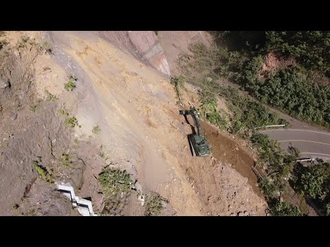 Clean-up begins after series of earthquakes shake parts of Guatemala | AFP