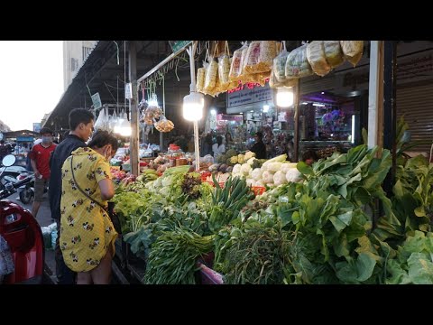 Amazing Night Street Food Market @Chhouk Meas - Daily LifeStyle of Vendors Selling Food Until Night