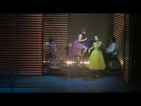 Fabi Bang e Myra Ruiz - Os grilos | Garota de Ipanema, O Musical da Bossa Nova