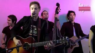 jmc&#39;s Akustik Session mit The Airborne Toxic Event - Numb