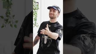 Mon entrée est légendaire thumbnail