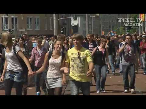 Loveparade 2010 - Massenpanik | 26-07-2010 | Chronik der Katastrophe (1)