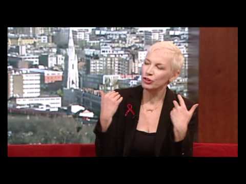 Annie Lennox - Interview + God Rest Ye Merry Gentlemen (05.12.2010, Andrew Marr Show)