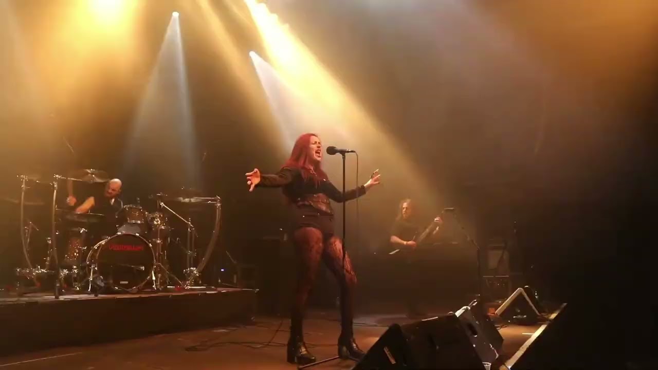 Coven Call – Banshee Scream (Live 2023, FZW Dortmund)