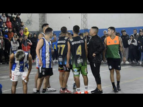 PARTIDO MUY PICADO QUE NO TERMINO [LA SUB 21 VS C. DE LOYOLA]