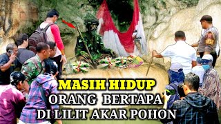 Download lagu Kuasa Tuhan !! Orang Bertapa Dililit Akar Puluhan Tahun Didalam Goa Masih Hidup mp3