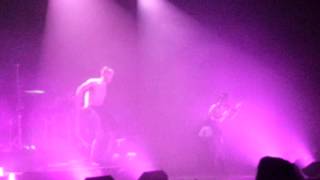 FKA Twigs - &quot;I&#39;m Your Doll&quot;(live Congregata NYC)