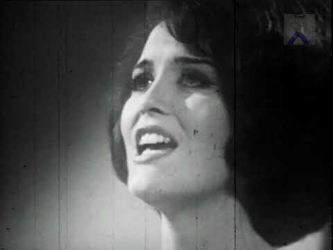 Julie Rogers -  (Go Tell It On The Mountain & The Wedding)  Australian Bandstand Live 1965