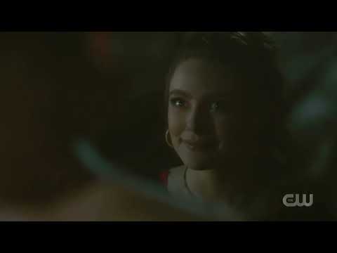 What I Like About You - Legacies 2x05 Music Scene