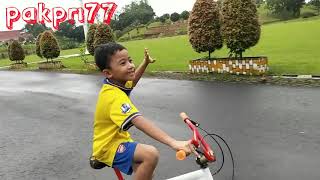 preview picture of video 'Besepeda pagi di perkantoran TANJABTIM'