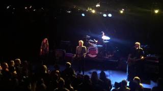 Juliana Hatfield & Matthew Caws of Nada Surf | "I Don't Know What To Do With My Hands"