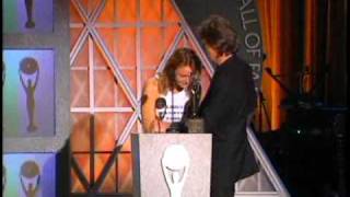 Paul McCartney accepts award  Rock and Roll Hall of Fame inductions 1999