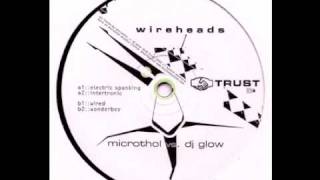 Microthol vs. DJ Glow - Wired