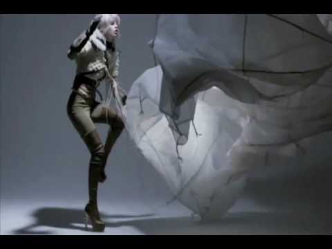 Videoclip de An Echo A Stain — Björk