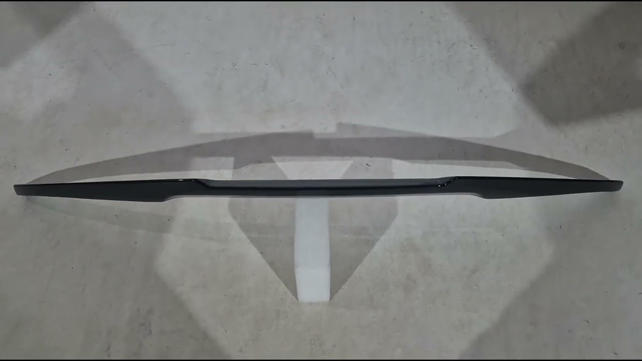 BMW řada 5 F10/F11 2010–2016 Spoiler ve stylu M4 (pro F10, černý lesk) Video 1