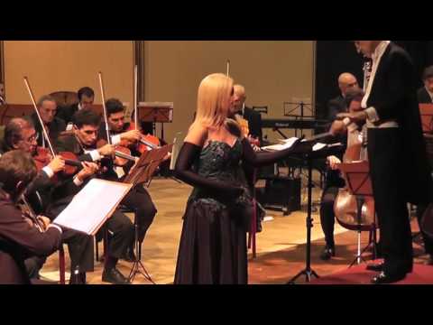 Haydée Dabusti sings - Vissi d'arte Tosca - Giacomo Puccini - Teatro El Círculo