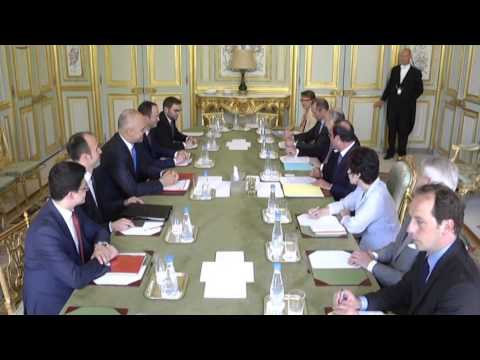 RAMA TAKOHET ME HOLLANDE, KERKON MBESHTETJE PER STATUSIN