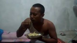 Download lagu Mas agus kotak dahar mp3 Download lagu Mas agus kotak dahar mp3