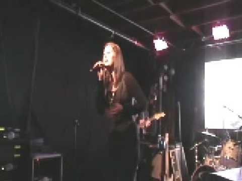 CARISSA AMBERLY  SINGING 